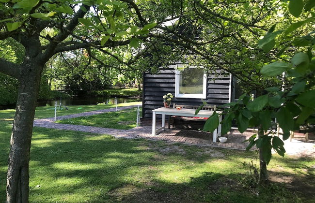 Unique House at Lake Ijsselmeer - Foto 1