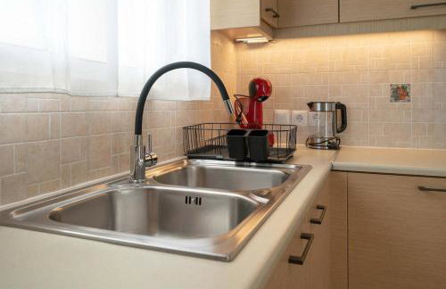 Sunlit Terrace 3BR Apartment - Tavros by ΜΡS - Foto 21