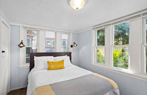 Cozy Bungalow 10 Min to DTWN CLE - Foto 13