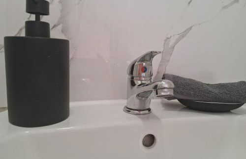 Crown House Studio Apartment - Foto 18