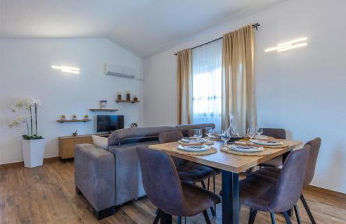 Nice Home In Sestanovac With Kitchen - Foto 4