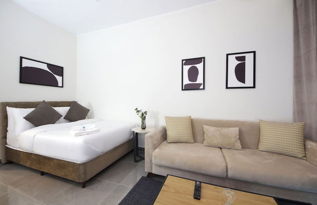 Bloomfields STU with Balcony Leonardo - Photo 15