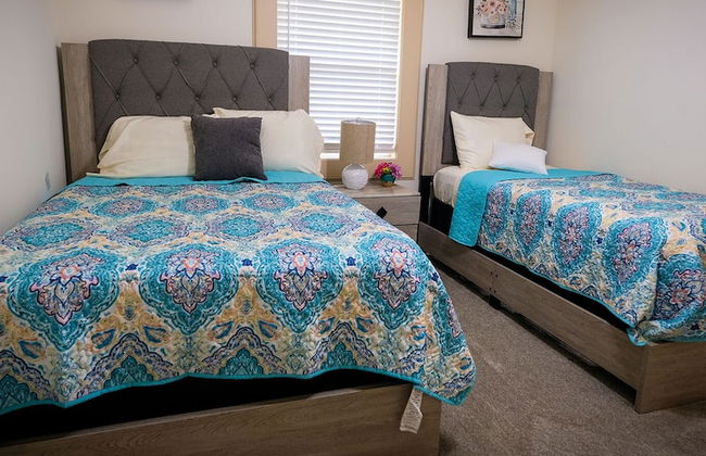 5Bdrm 3.5Bath 12Beds - HOME BIG AS TEXAS - Foto 7