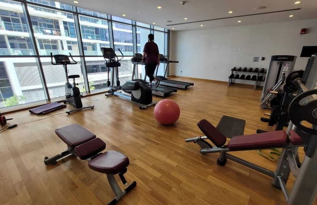 WelHome - Charming Breathtaking 1BR Apt. In Damac Hills - Photo 26