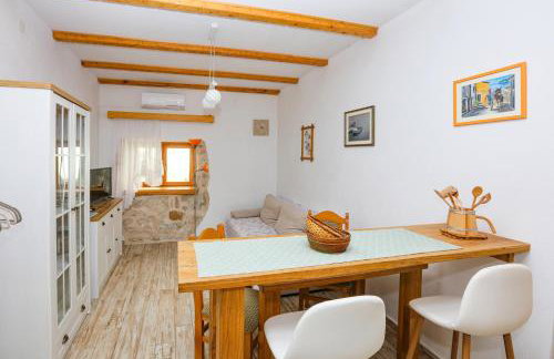 Apartments with parking space Konjevrate, Krka - 24487 - Foto 15