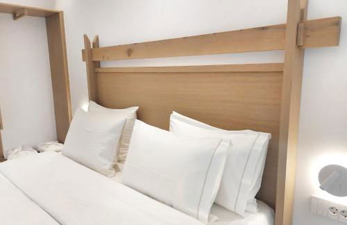 DelMar Suites Syros - Photo 20