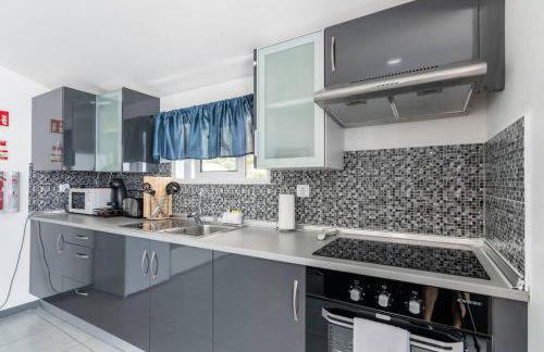 Esterinha's Sunset Apartment by GALMI - Foto 17