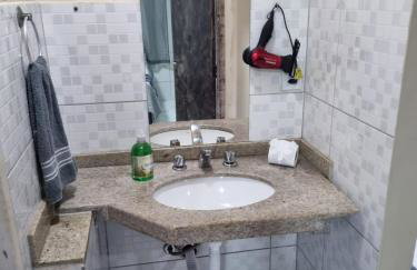 Apto Aconchegante Perto da Praia e Shopping - Foto 9