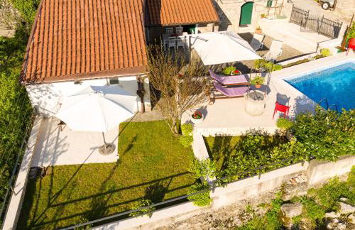 Captain's Villa with Swimming Pool - Photo 49