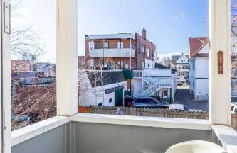 The B&W Haven 5BR Home with yard theater - Foto 18