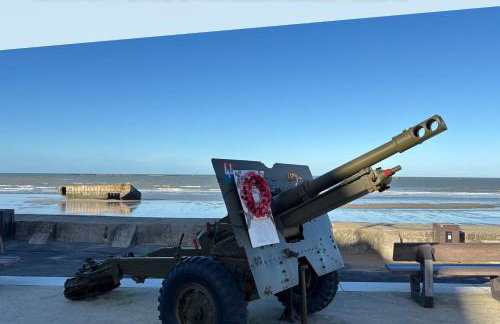 Mulberry duplex bien équipé 2 chambres petite vue sur mer plein centre d'Arromanches à 2 mn de la plage à pied et près de Bayeux au coeur des plages du débarquement - Foto 34