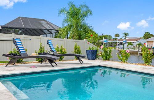 Brand New Saltwater Pool! - Waterfront Canal - Luxury Home - Foto 51