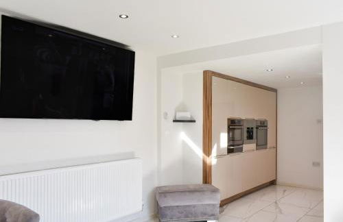 The Hawthorns - Photo 7