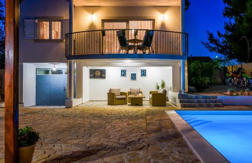 Villa R&B heated pool - Photo 21