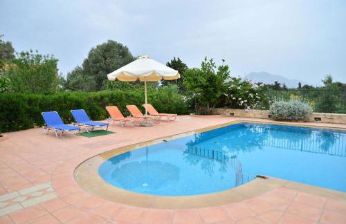 Allaria Villa Traditional Villa - Photo 23