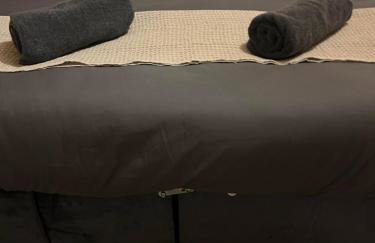 Large cosy house - free on street parking - Foto 40