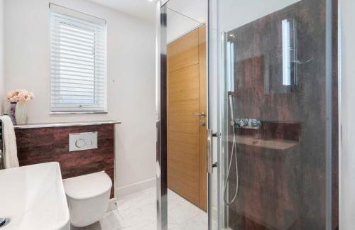 The Penthouse - Marine House - Photo 24