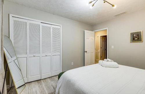 Wooded Family Retreat in South Metro Atlanta! - Foto 17