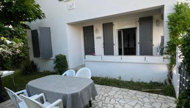 Maison 8 pers à 900 m de la mer au calme - Foto 2