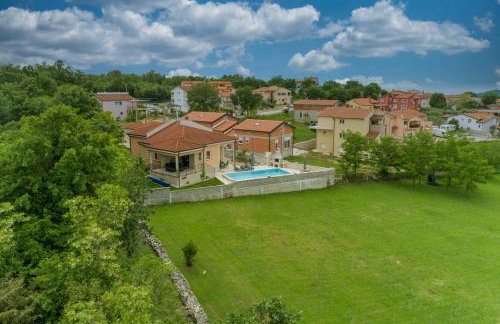 Villa Ravina - Photo 36