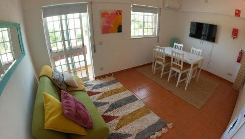 Algarve, renovated T1 apartment in S Bras de Alportel - Foto 4