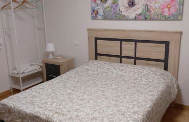 El parador de la catedral - Foto 1