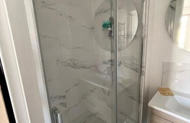 Superb 3 Bedroom near to Paris with Parking - Foto 28