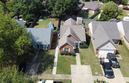 Modern and Cozy 3BR Memphis with Jetted Tub - Foto 2