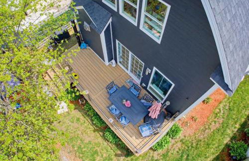 Luxe Coastal Retreat with Hot Tub & Spring Fires - Foto 4