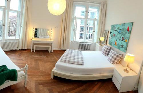 Apartment 3 large rooms with 2 separate bedbrooms close to city centre near Kudamm and KaDeWe - Foto 9