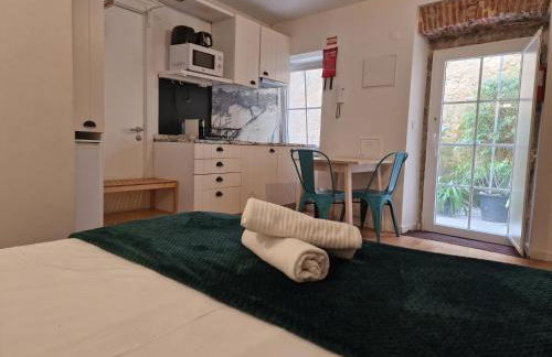 Classic Lisbon Homes: Bright & Central in Belém - Photo 13