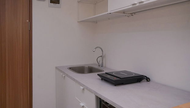 Warm And Simply Studio At Cisauk Point Apartment - Foto 4, Cocina privada