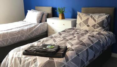 Spring House - Staycation - Perfect for Contractors & Families - 2 Parking Spaces - Foto 4