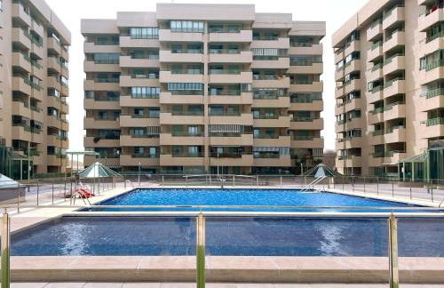 Stylish well-connected beachfront flat - Foto 39