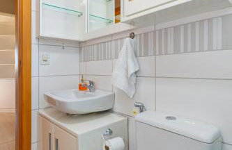 Lagos de Gramado, 2D na Av Borges de Medeiros - Foto 36