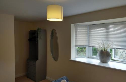 Sunningdale homely detached family,contractor 3 bed house with Parking - Foto 20