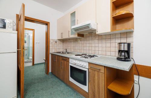 Apartments By the sea in Lopar - Photo 30