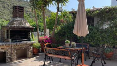 Backyard houses - Photo 3, Garden view