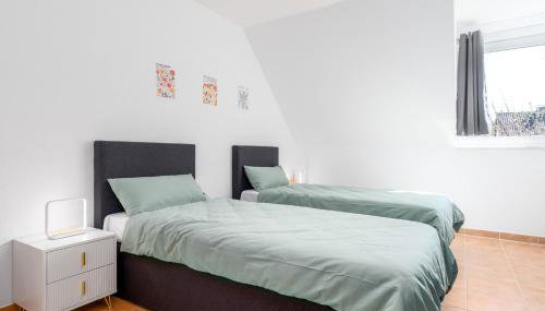 Gemütliches Heimkino mit Balkon & Beamer - Foto 5