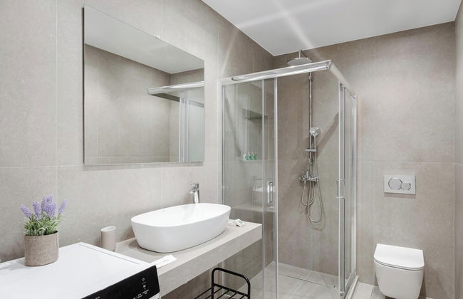 Athens Luxury Ethereal Stay - Photo 25