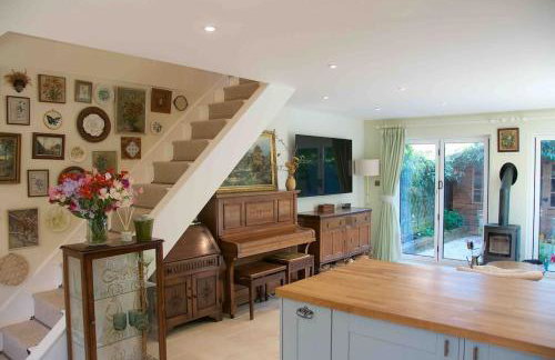 Canal view 2 bedrooms end of terrace - Foto 6