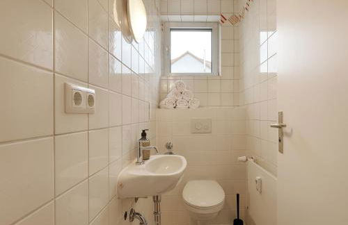 MOWO Marshall 16 - Apartmenthaus Kitzingen - großzügige Wohnungen für je 4-8 Personen mit Balkon - Foto 13