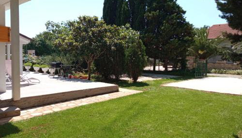 Holiday Home Mirela - Foto 3, Garden, Garden view