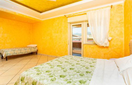 Da Lorenzo Apartment Alcantara - Foto 10