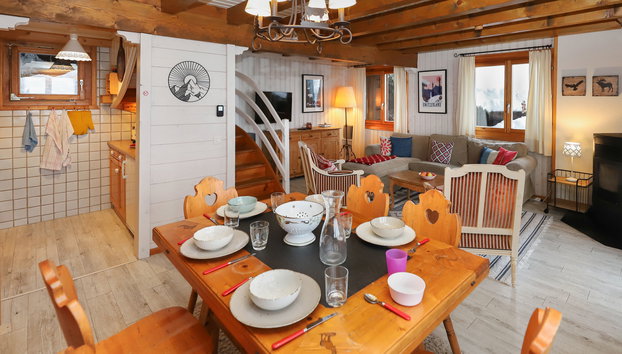 Cheechako - Foto 3, Kitchen / Dining Room