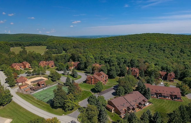 Seven Springs Swiss Mountain 3 BR Condo, Sleeps 8! by RedAwning - Foto 24