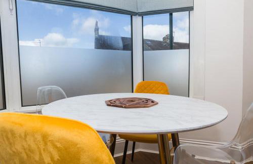 Coastline Villas - Heart of Redcar 1 & 2 Bed Apartments, ideal for contractors and holidayers - Foto 25