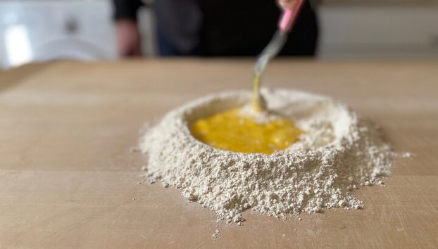 Kurs zur Herstellung handgemachter Pasta mit Chefkoch Antonio - Foto 5, Der Anfang von allem