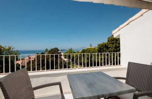 Marbella, Costabella - Beachfront Villa with Heated Pool - Photo 63