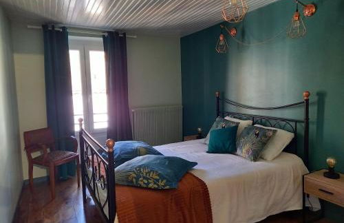 Gîte des Remparts près de Clermont, confort et charme - FR-1-582-541 - Foto 8